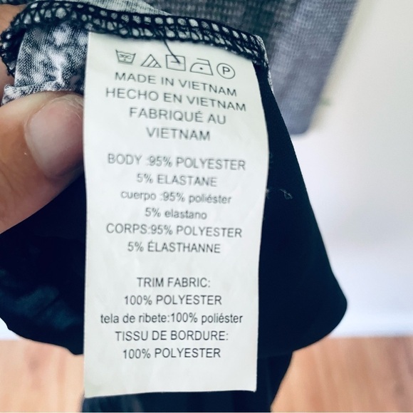 🖤 Michael Kors XS Houndstooth Midi Dress – Long Sleeve, Pleated Hem - Picture 8 of 10